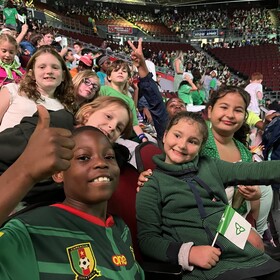 élèves à la célébration du 25 septembre à la place TD